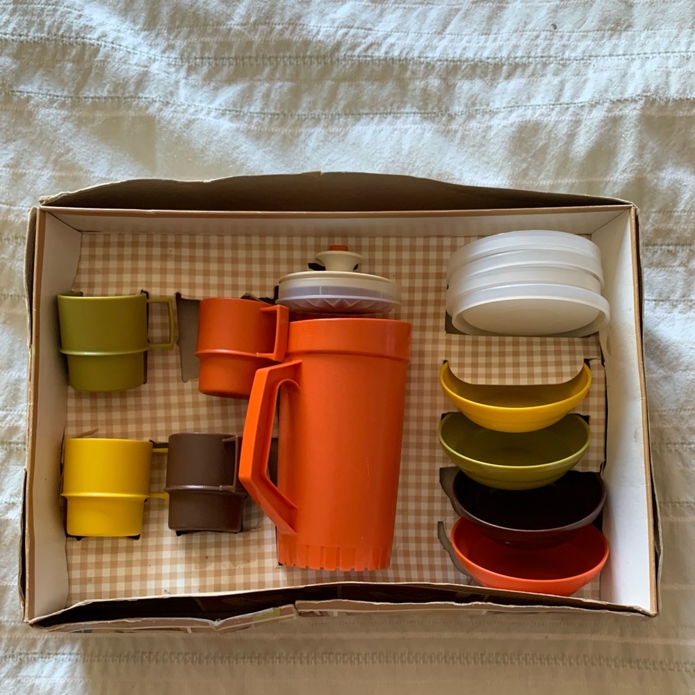 TUPPERWARE | Vintage Mini Serve-It Set with Original Box